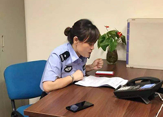 親人突然被警方帶走，家屬慕名前來尋求法律幫助